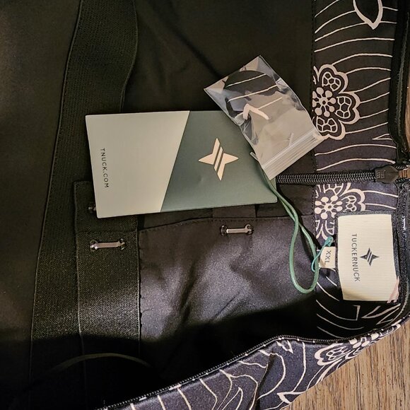 Tuckernuck Midnight Posy Marnie Top NWT 2XL - Picture 7 of 12